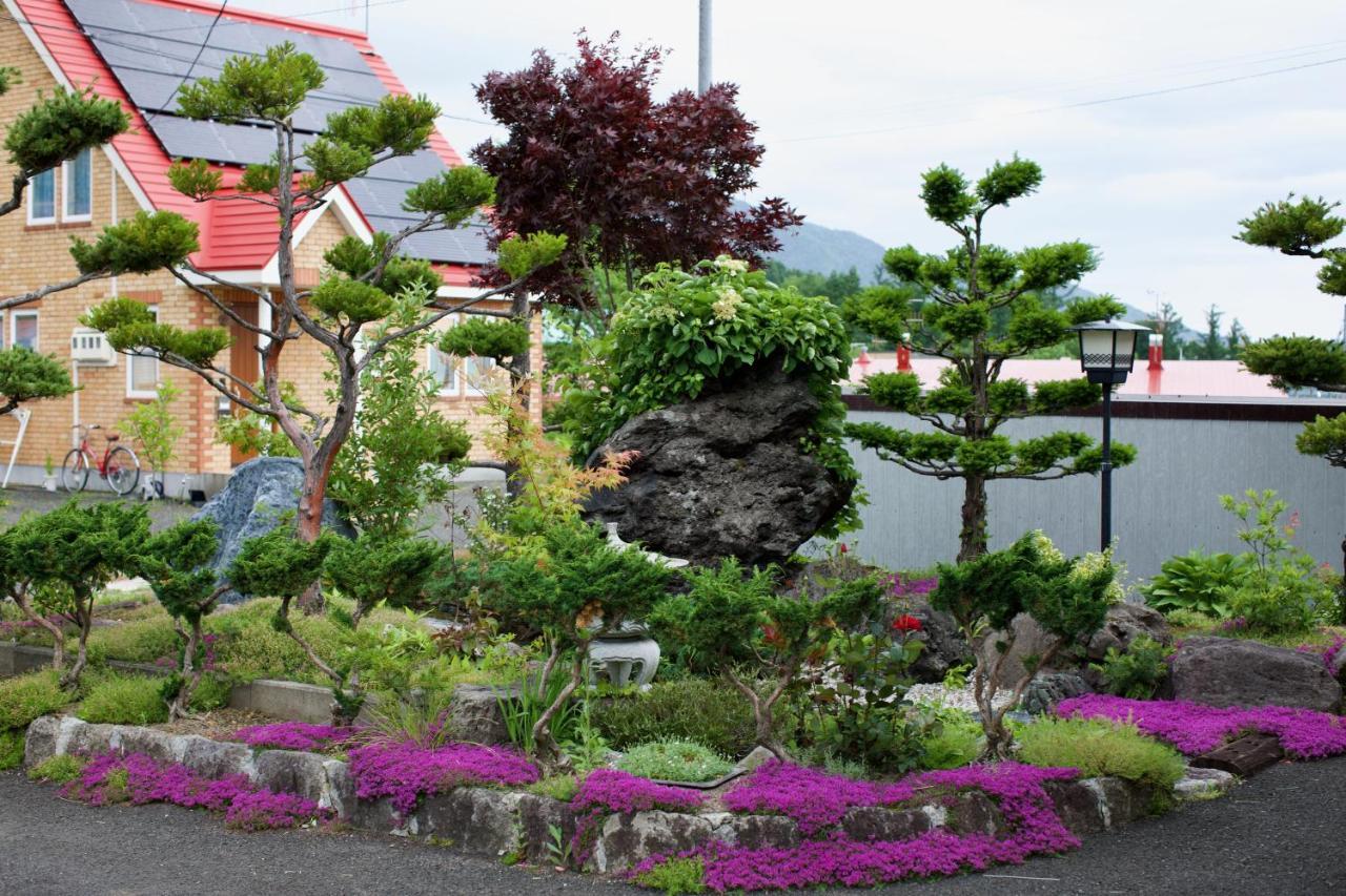 Вилла Hdo Furano Garden House Экстерьер фото
